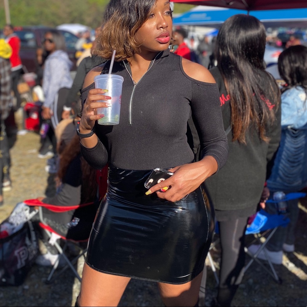 Sz 10 Faux Leather Skirt (Worn once)